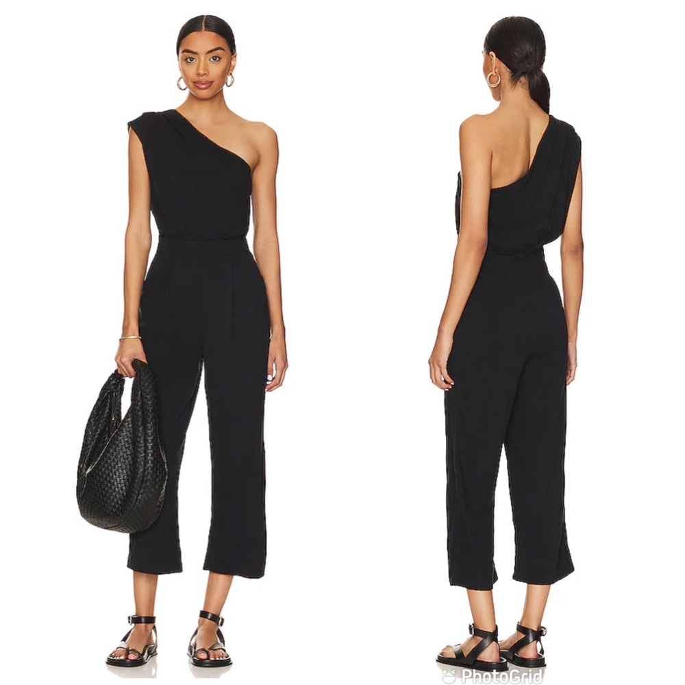 FREE PEOPLE Avery Black One Shoulder Jumpsuit Sleeveless Wide Leg Cropped Size 0
